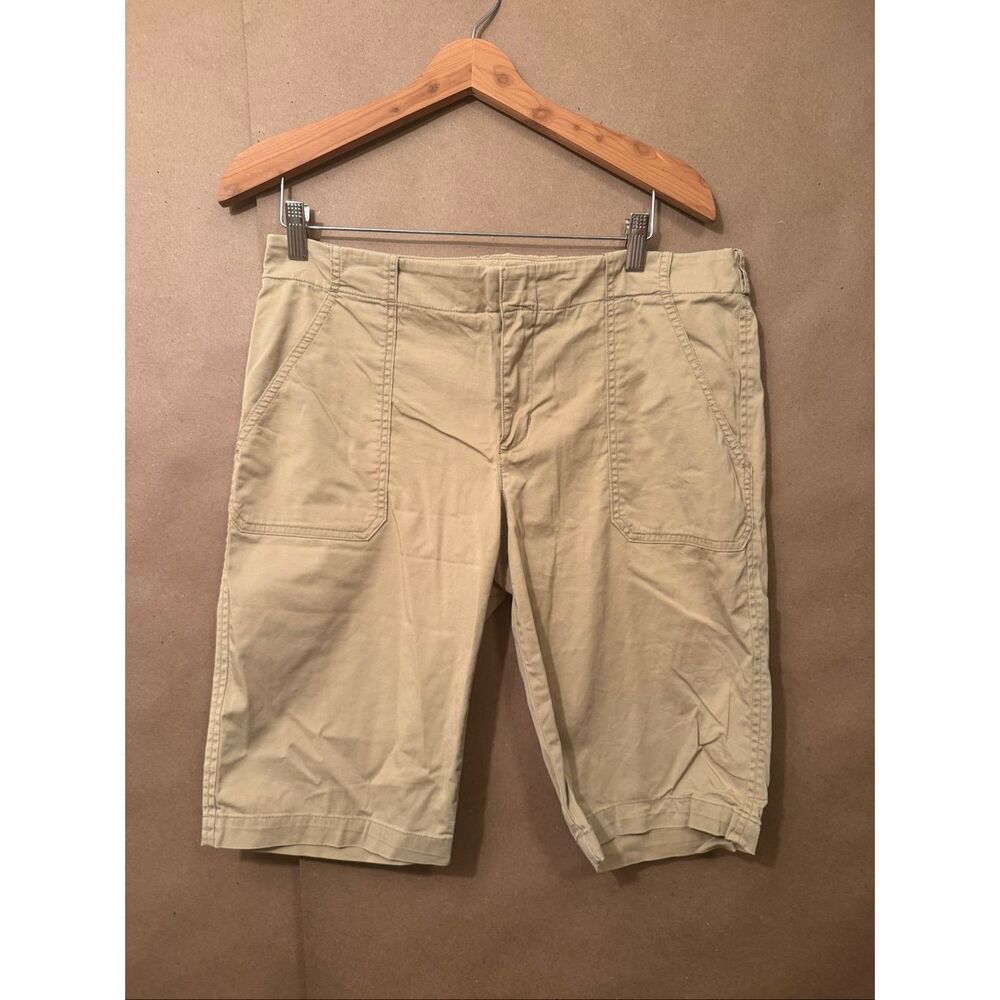 Vince Beige/Tan Cargo Shorts